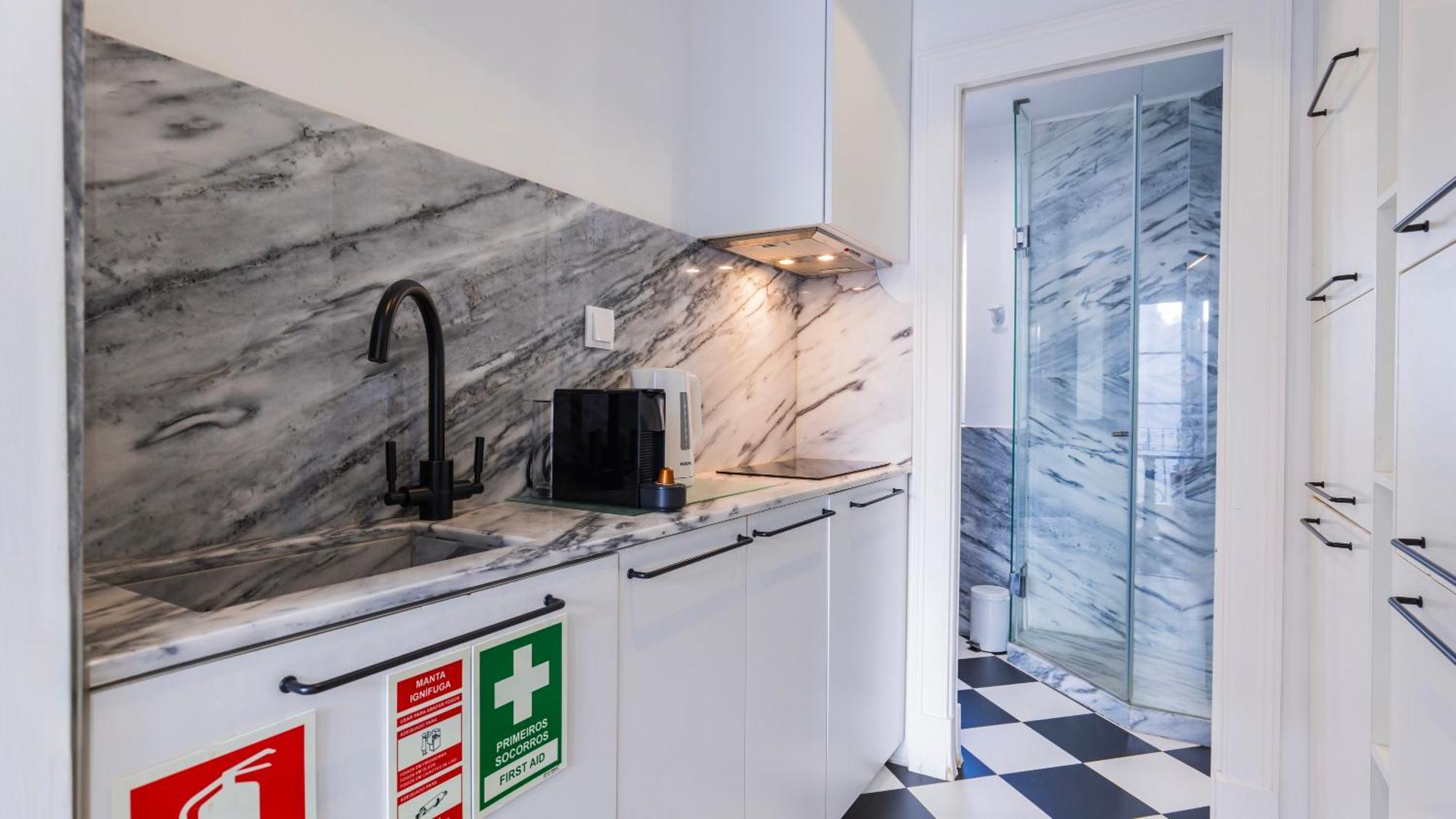 Charming In Bairro Alto 87 By Lovelystay *